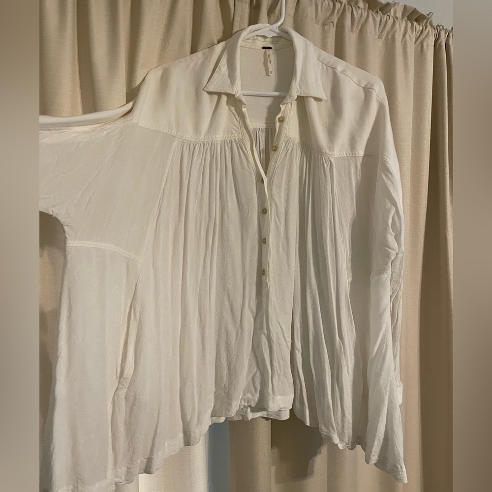 Free people best blouse ever with pockets